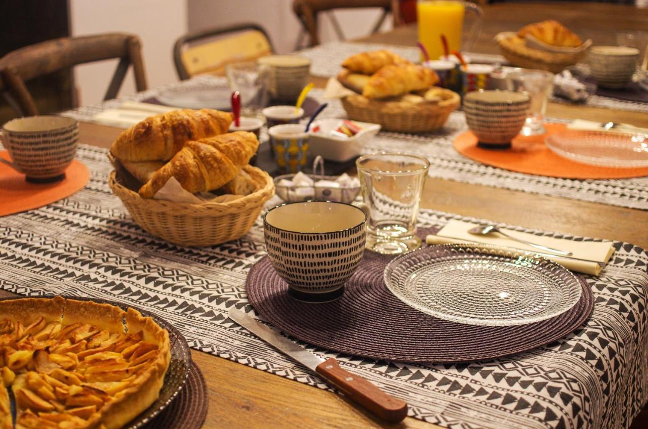 Logis Saint Leonard Bed & Breakfast Dompierre-sur-Mer Eksteriør bilde