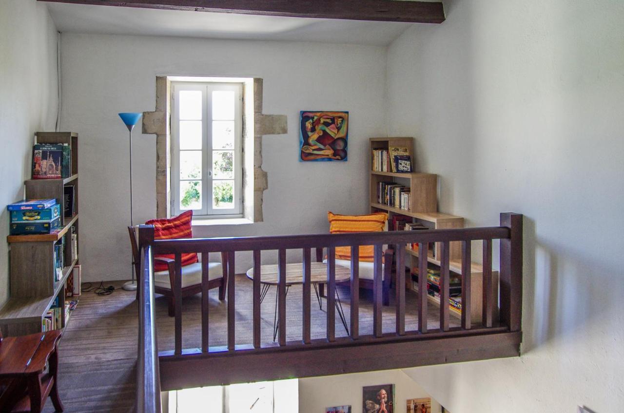 Logis Saint Leonard Bed & Breakfast Dompierre-sur-Mer Eksteriør bilde