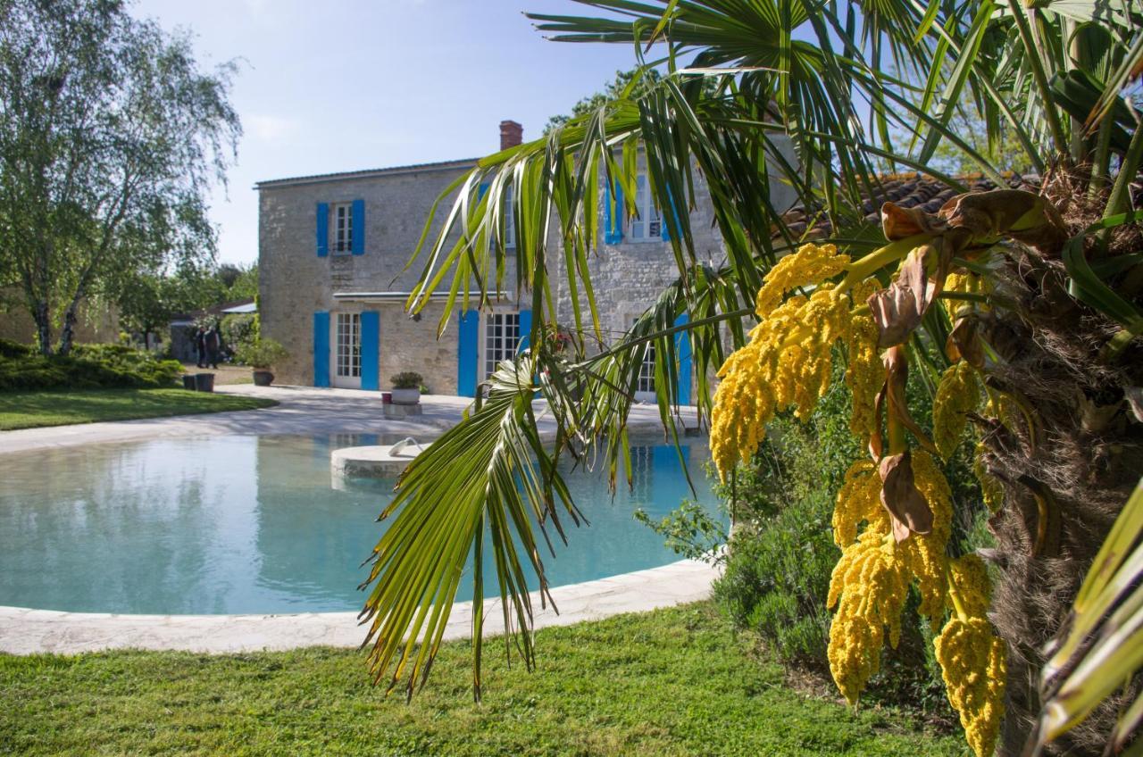 Logis Saint Leonard Bed & Breakfast Dompierre-sur-Mer Eksteriør bilde