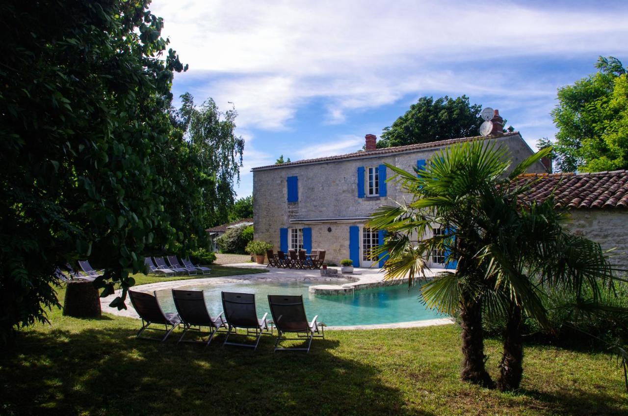Logis Saint Leonard Bed & Breakfast Dompierre-sur-Mer Eksteriør bilde