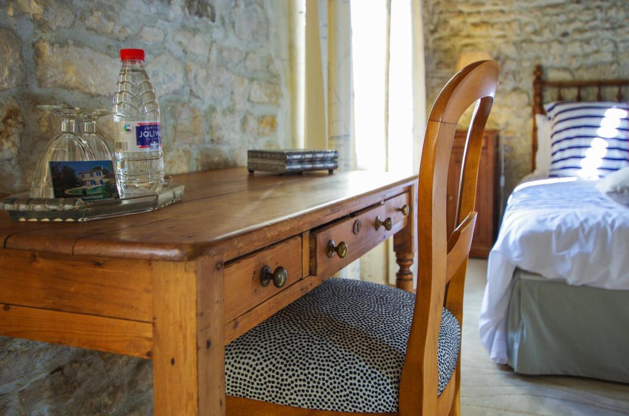 Logis Saint Leonard Bed & Breakfast Dompierre-sur-Mer Eksteriør bilde