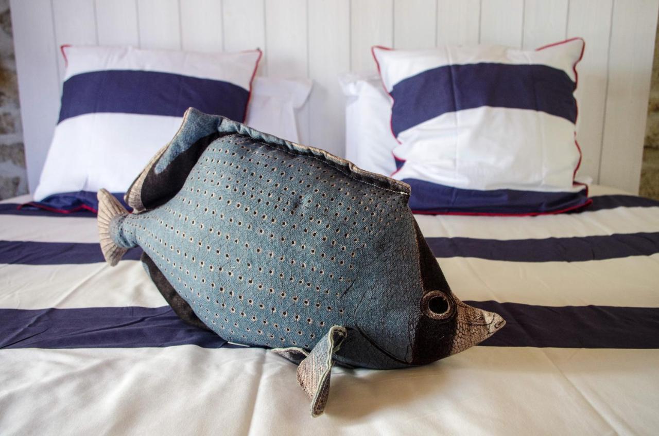 Logis Saint Leonard Bed & Breakfast Dompierre-sur-Mer Eksteriør bilde