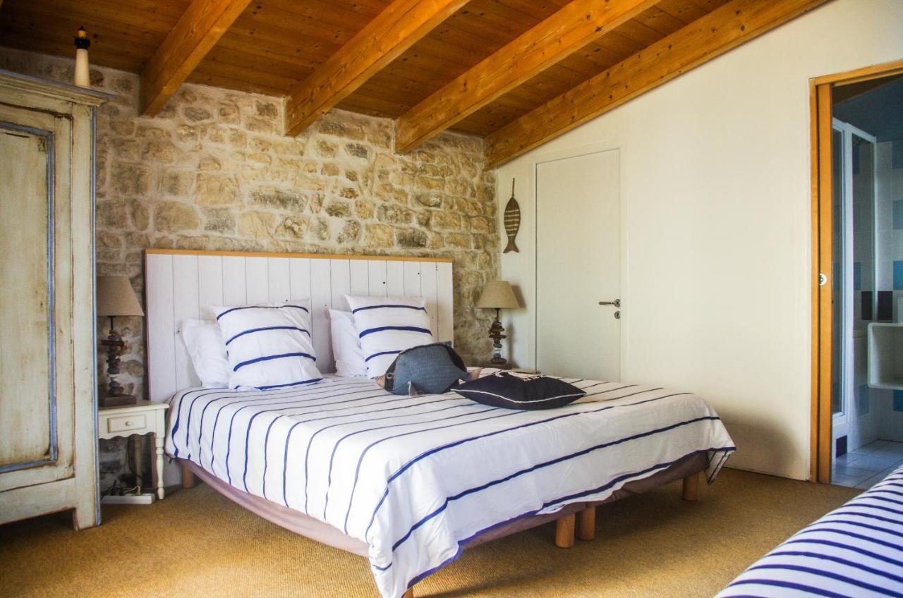 Logis Saint Leonard Bed & Breakfast Dompierre-sur-Mer Eksteriør bilde