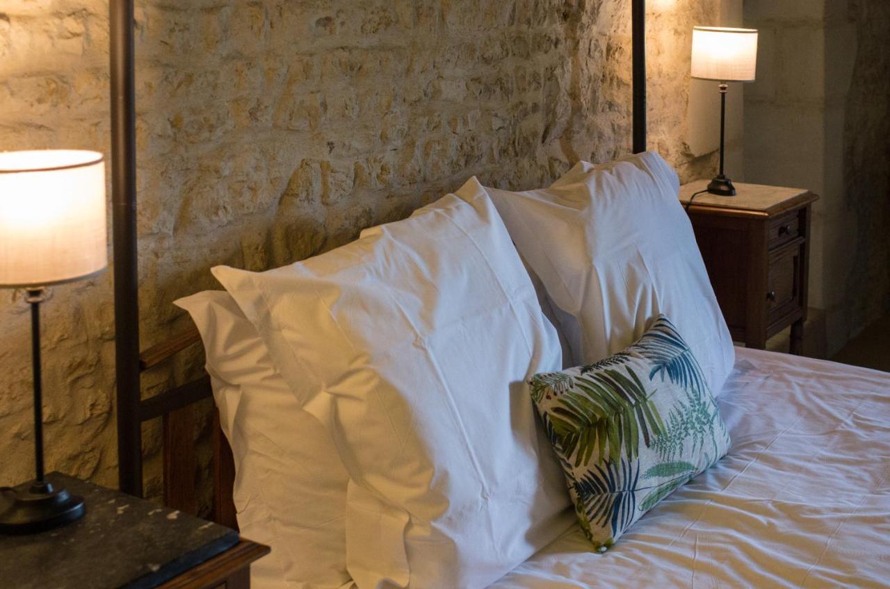Logis Saint Leonard Bed & Breakfast Dompierre-sur-Mer Eksteriør bilde