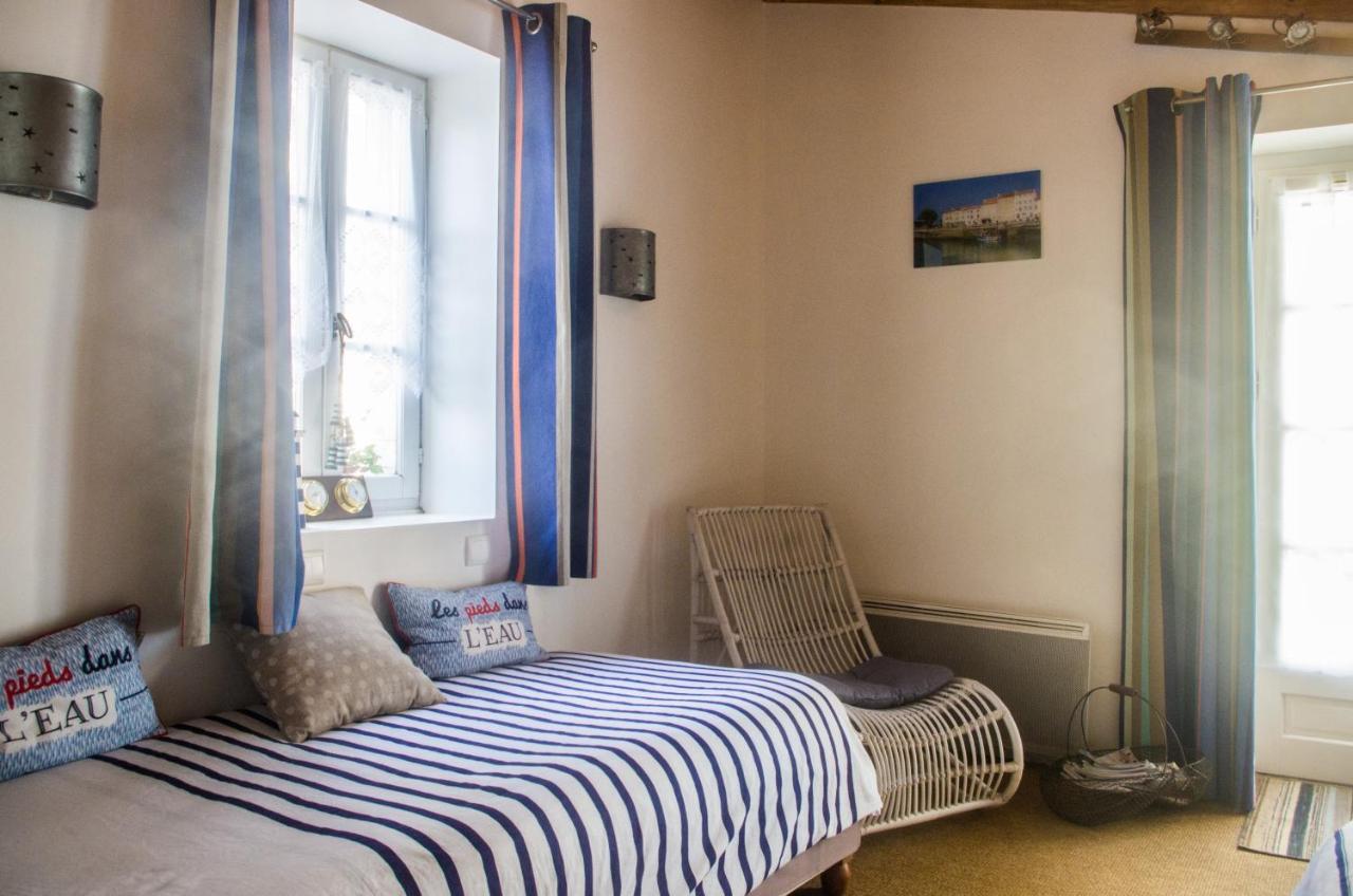 Logis Saint Leonard Bed & Breakfast Dompierre-sur-Mer Eksteriør bilde