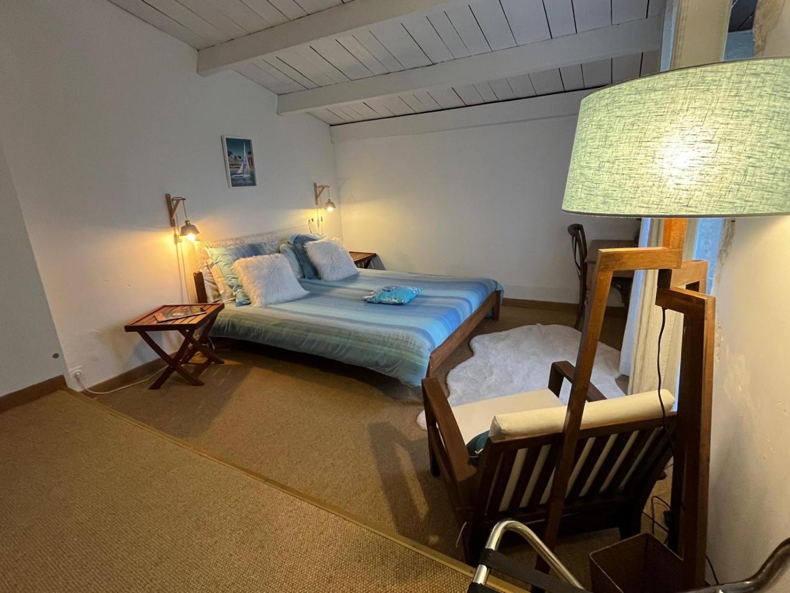 Logis Saint Leonard Bed & Breakfast Dompierre-sur-Mer Eksteriør bilde